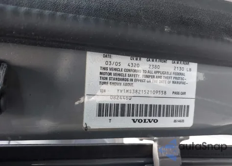 2005 Volvo S40 2.4I from USA, damaged, VIN YV1MS382152109558